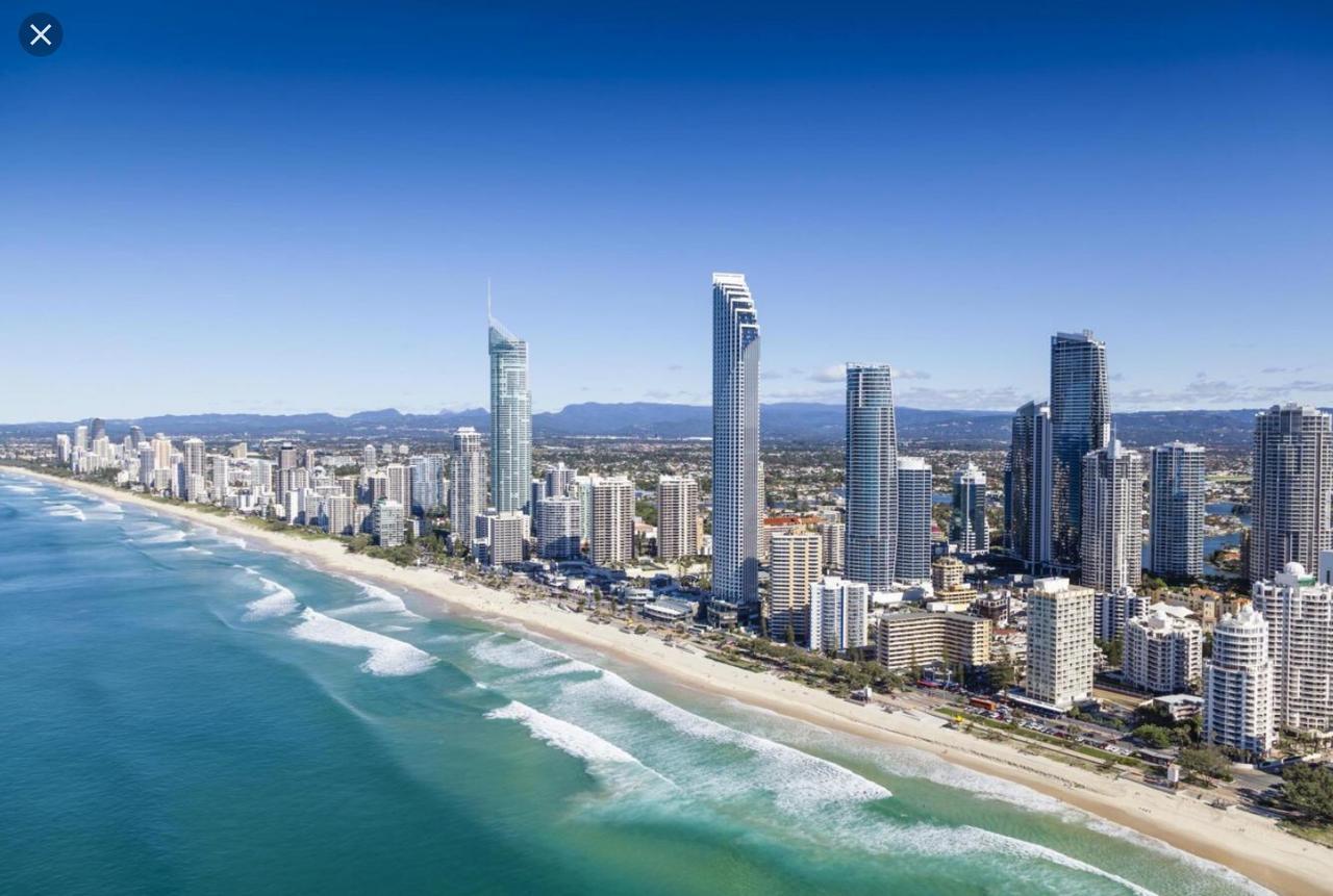2Bd Family Or Couple Guesthouse Upstairs Near Turf Club, Hota In Bundall Gold Coast Esterno foto
