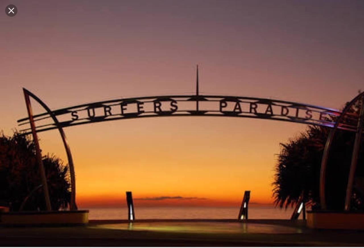 2Bd Family Or Couple Guesthouse Upstairs Near Turf Club, Hota In Bundall Gold Coast Esterno foto